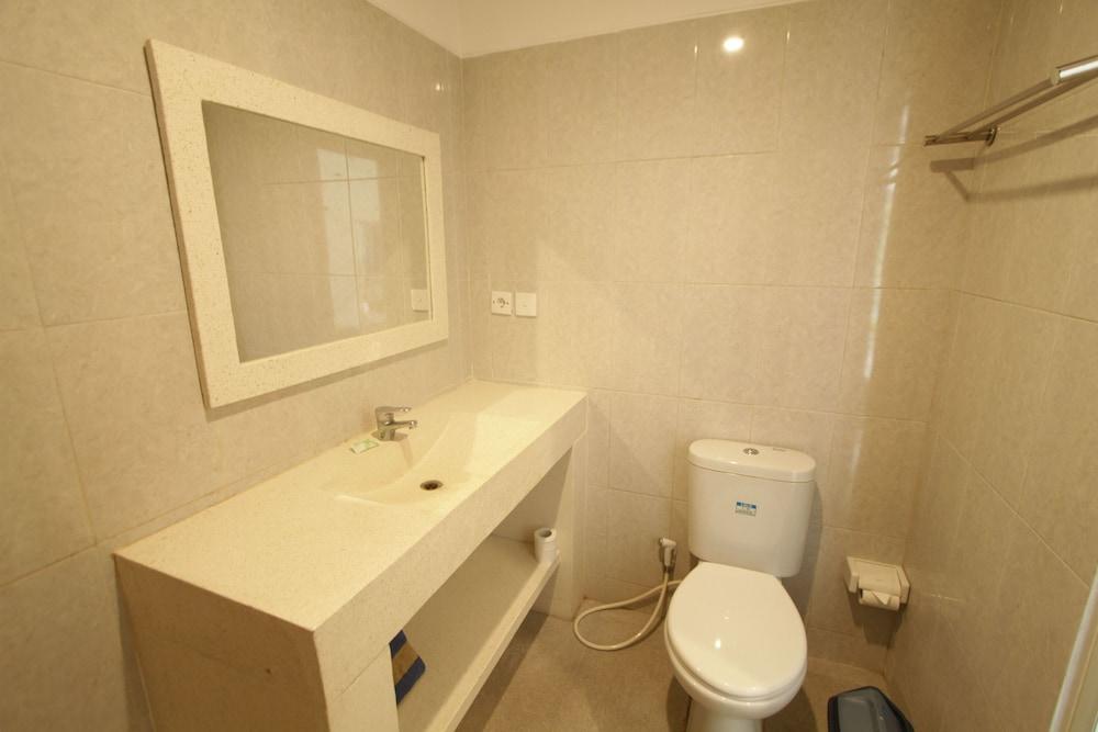 Mahamustika Riverside