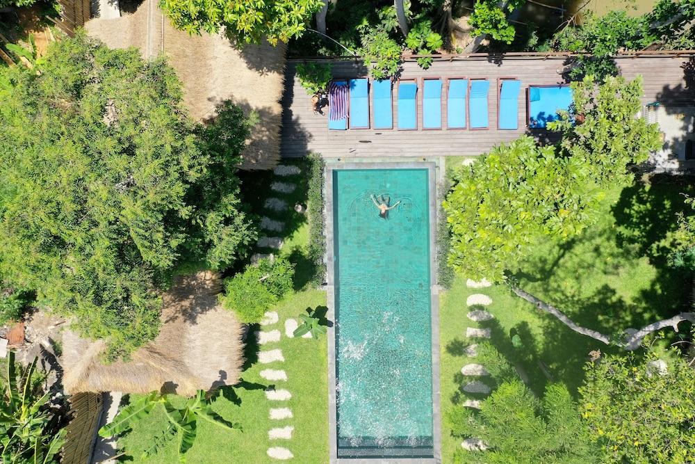 Mahamustika Riverside