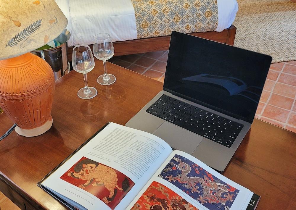 Central Courtyard Thamel - Heritage Hötel & Artisan Café