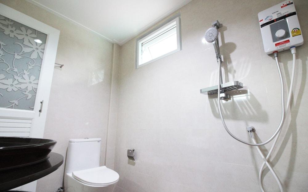 Room-baan Khunphiphit Homestay No2229