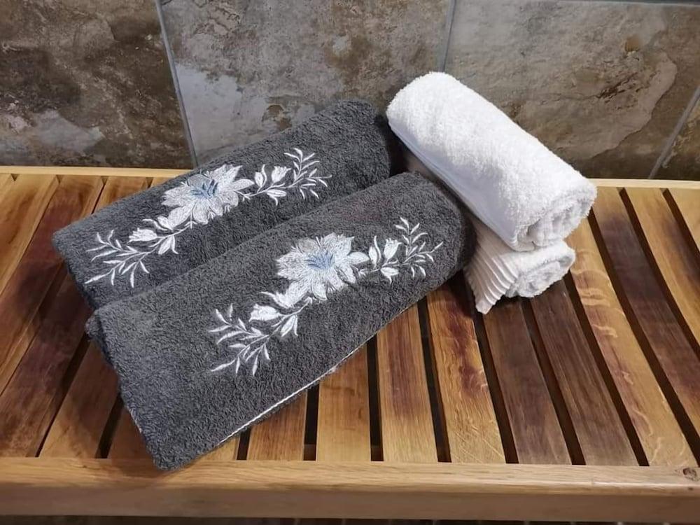 VALLEY BUSHVELD COUNTRY LODGE