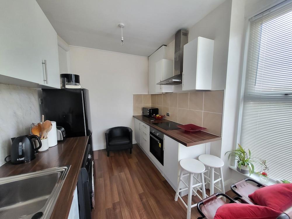 Remarkable 1-bed House the Entire First Floor