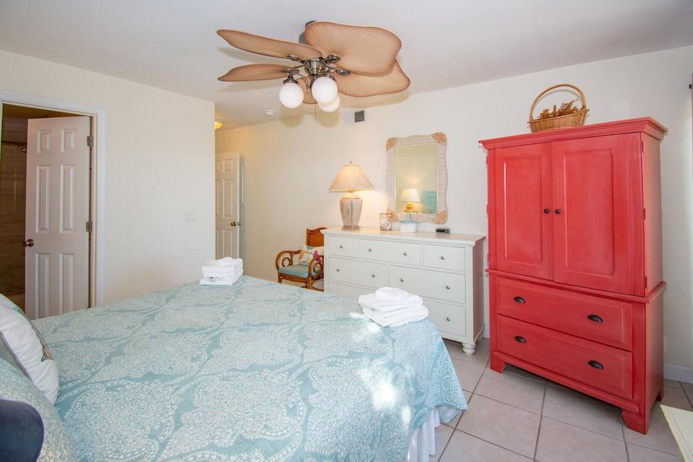 137 Capt John Fripp Villa