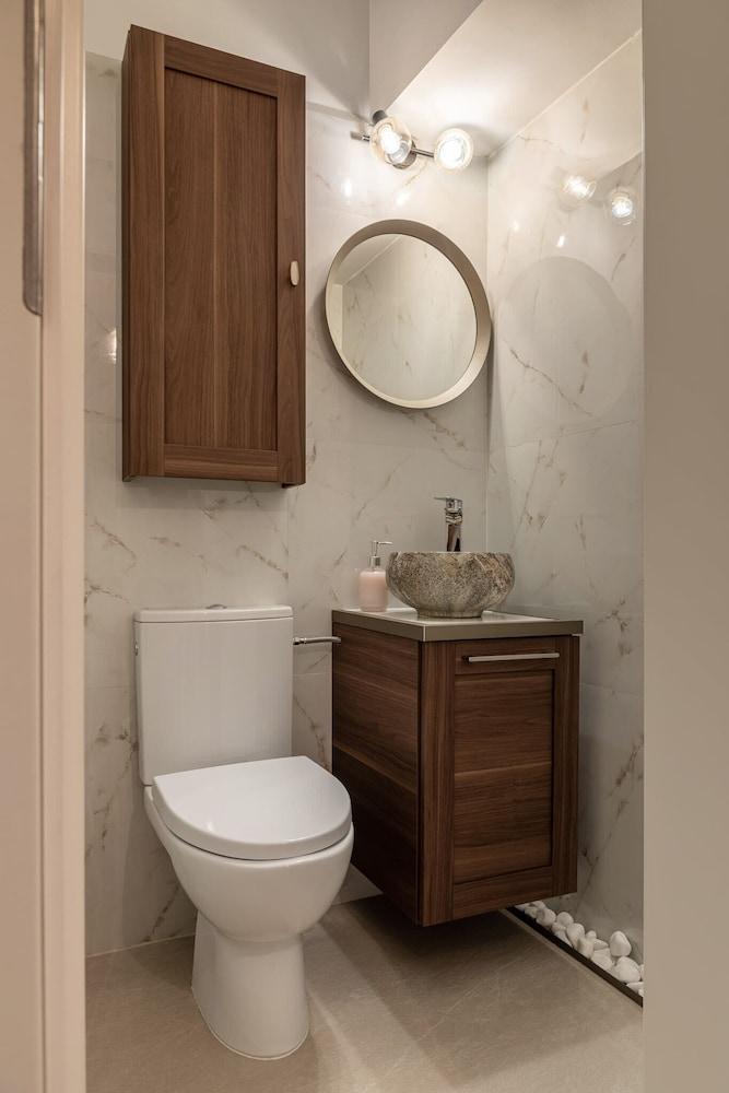 Holt - Bagheera and Mowgli