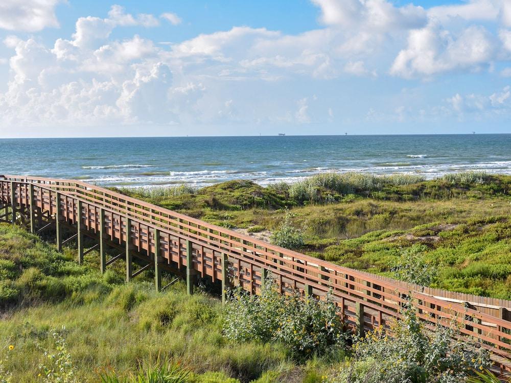 Tranquil Cove by Jackson Mountain Rentals