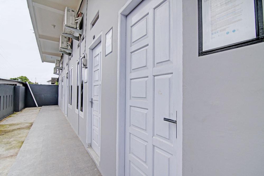 Hotel O Lavina Guesthouse