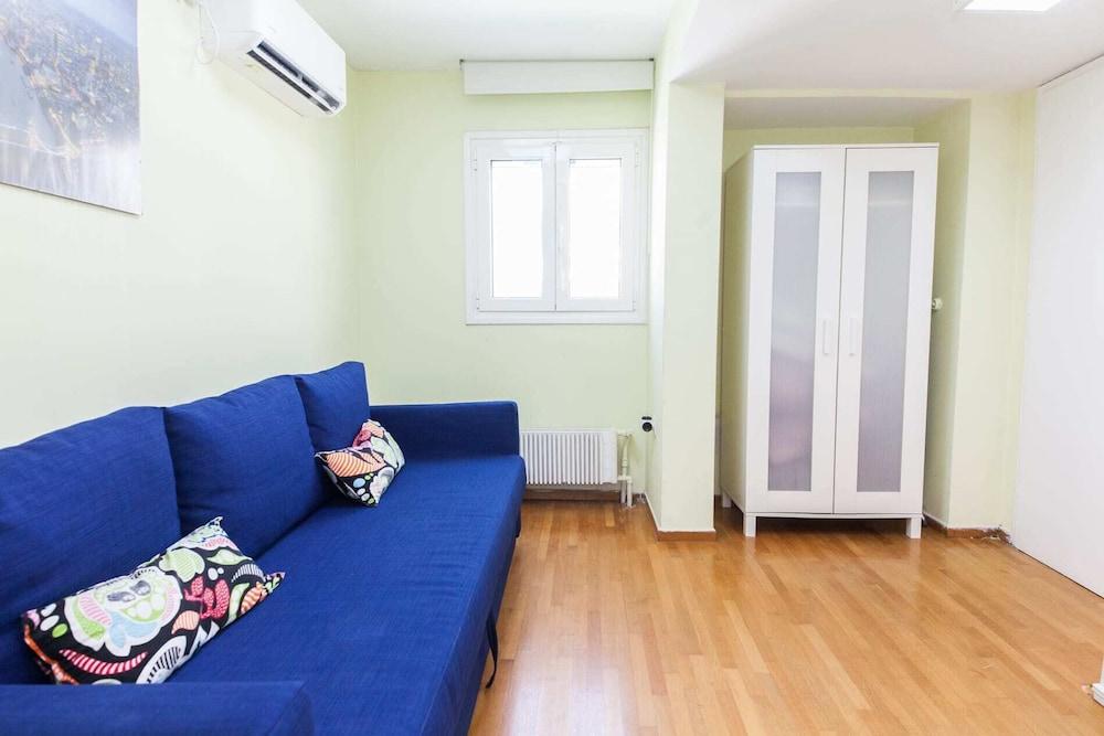 Retire with Outstanding Lycabettus View