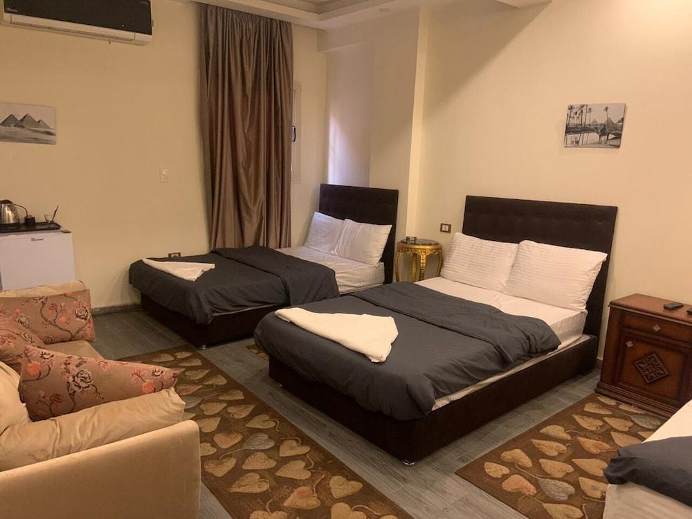 cairo pyramids view inn