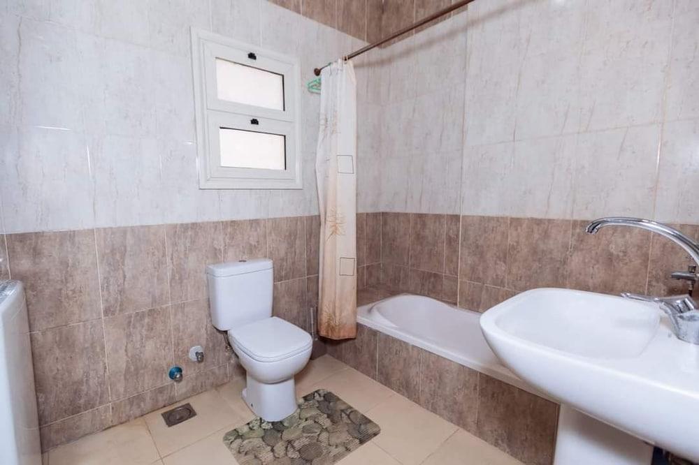 Al makramia compound