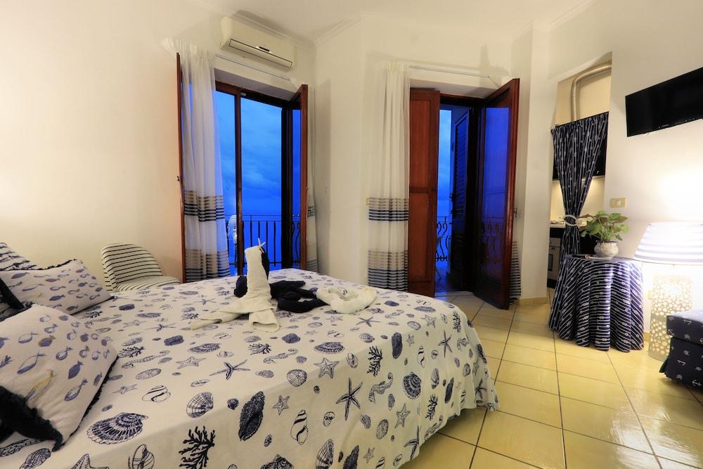 Due Relais - Panoramic Sea View Suites