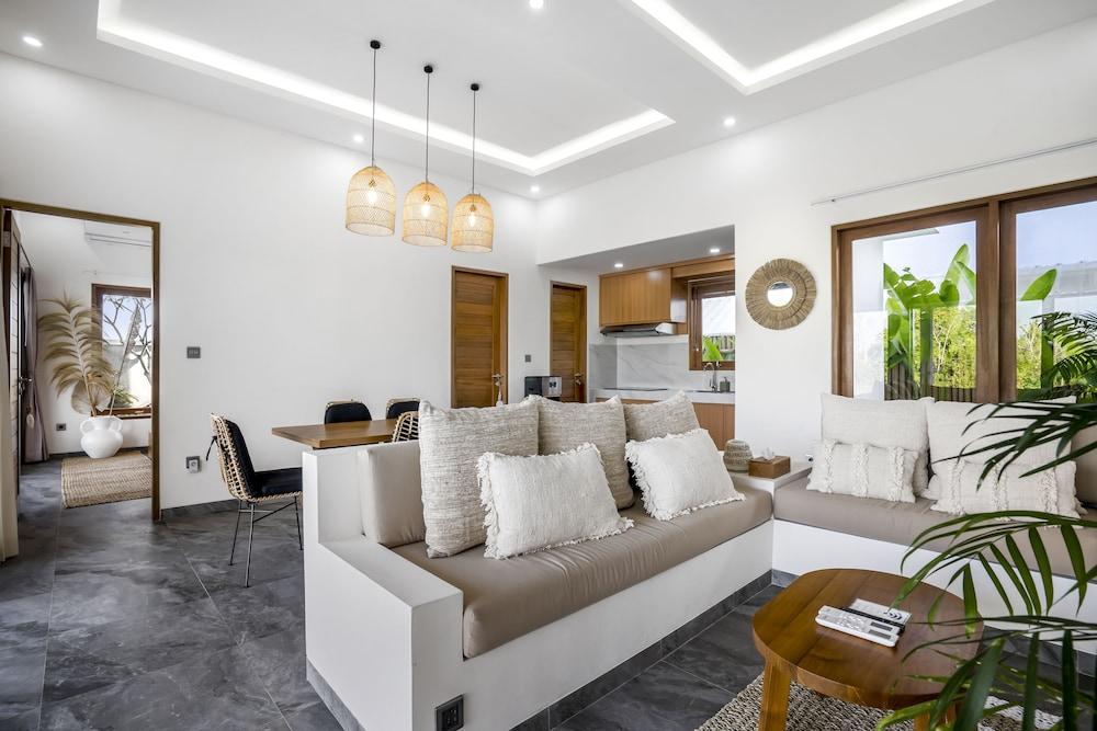 Villa Grateful by Alfred in Bali