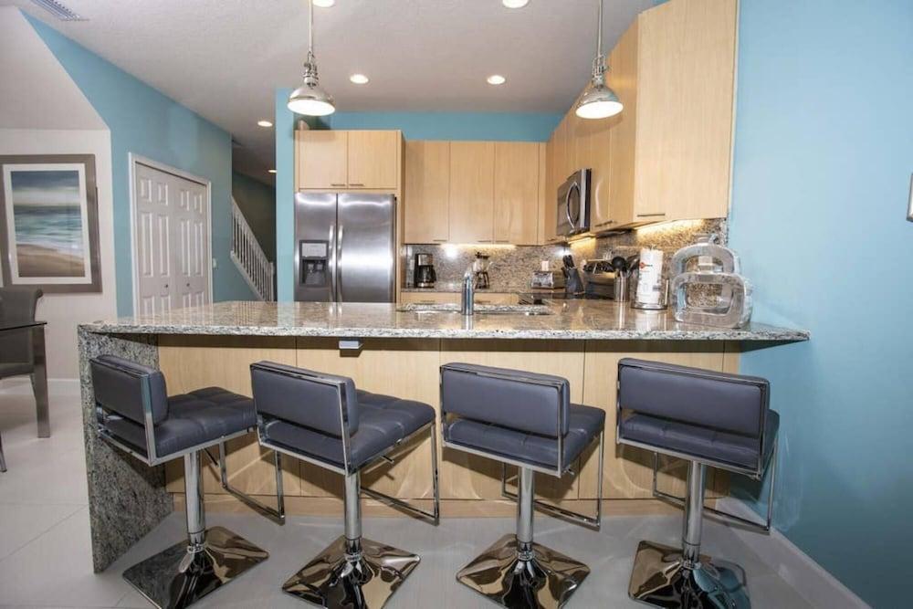 Charming Cozy Haven in Four Corners