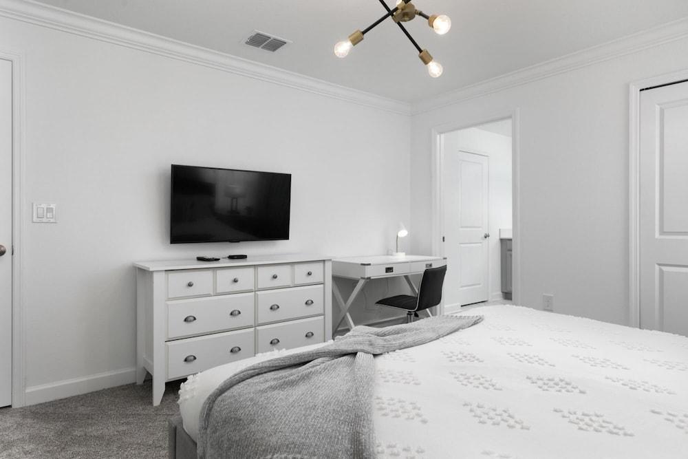 Chic Retreat - Unforgettable Stay