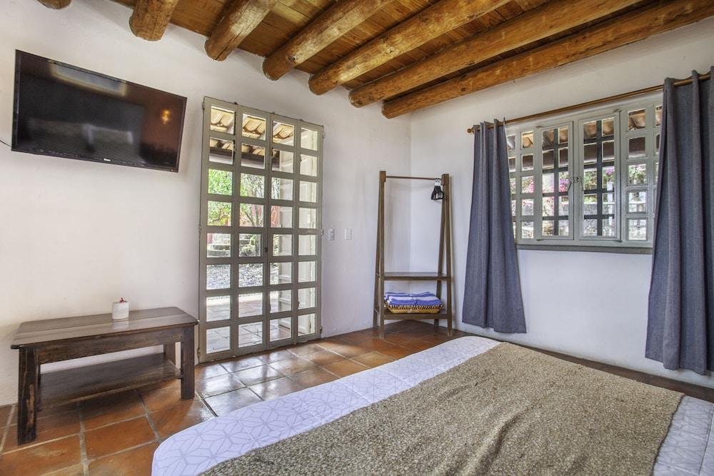 Mountain Paradise Retreat: Casanevo-Tepoztlan