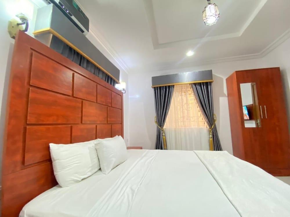 BINTOO HOTEL LIMITED