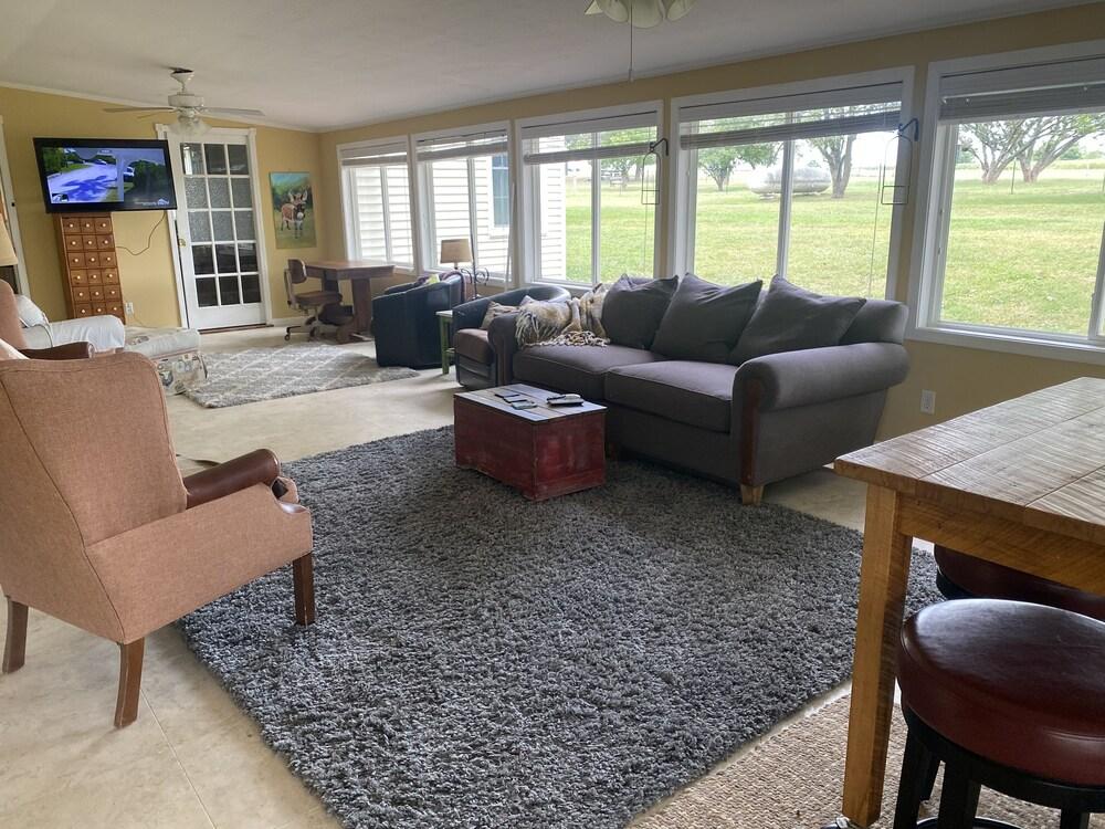 3547 Pleasant Run Rd