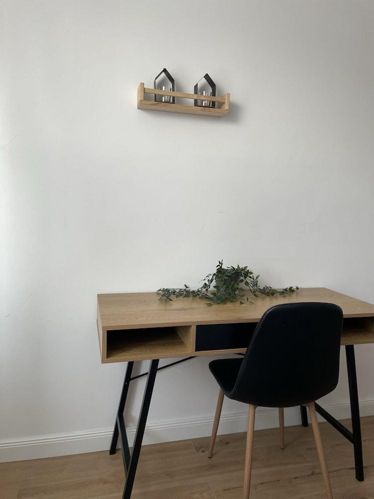 GREEN HILL Apartment