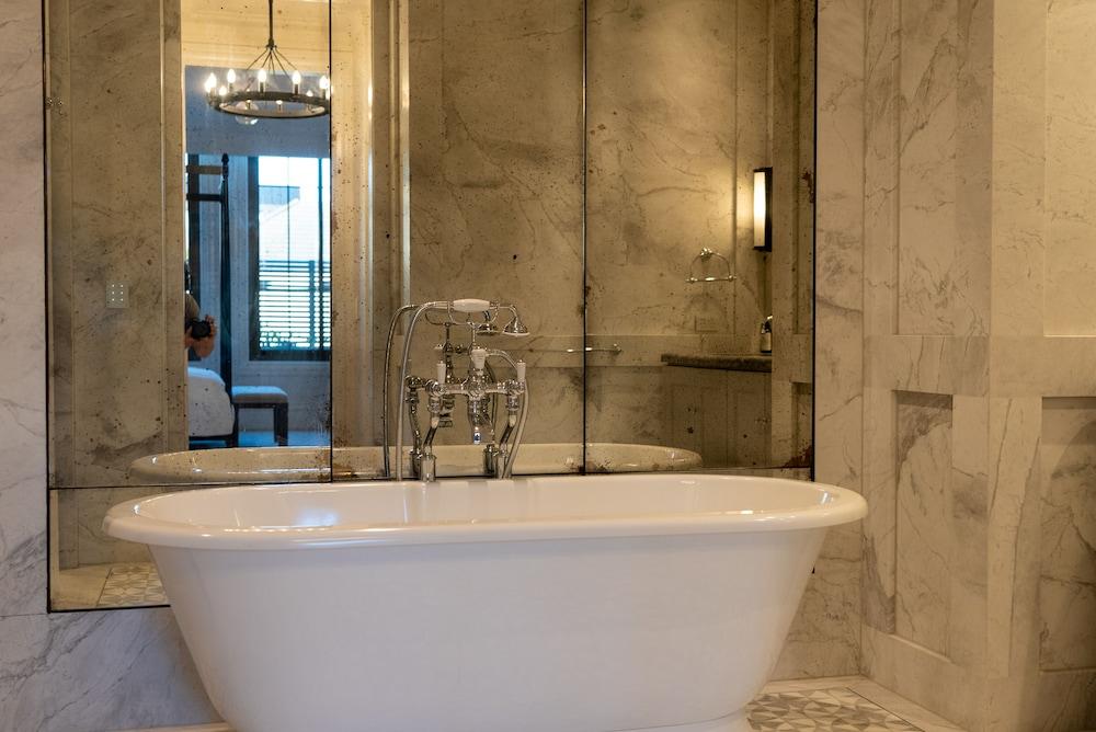 MCA - Boutique Brighton