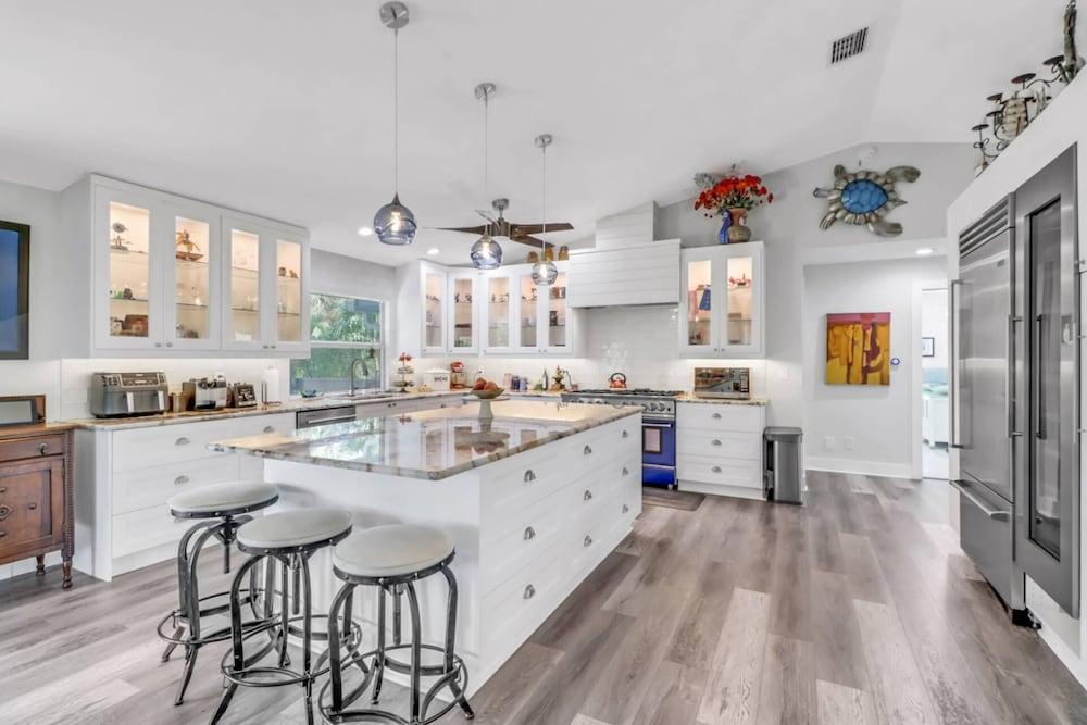 16501 Arbor Ridge Dr