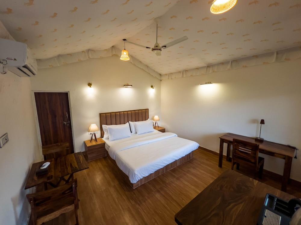 Vanbagh Sariska Resort