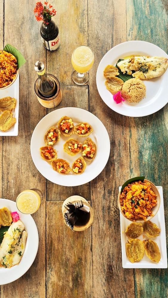 Chevere Beach Cabañas sas