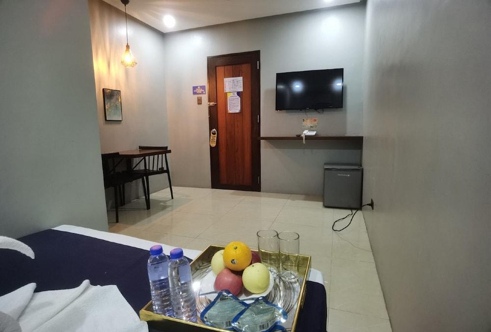 Sunny Day Residences Antipolo