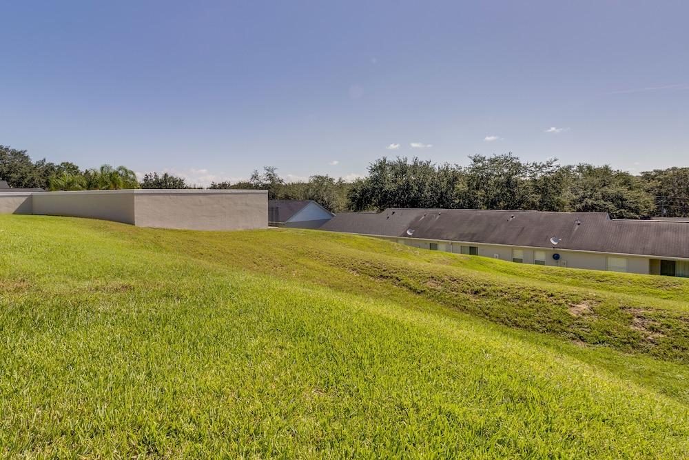 Clermont Vacation Rental w/ Community Pool!