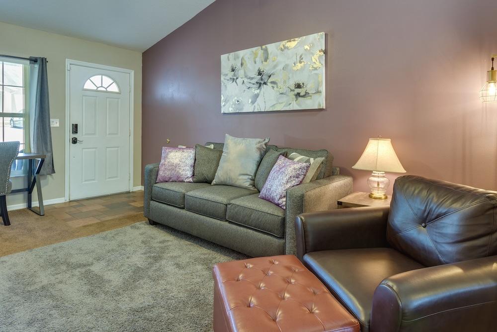 Clermont Vacation Rental w/ Community Pool!