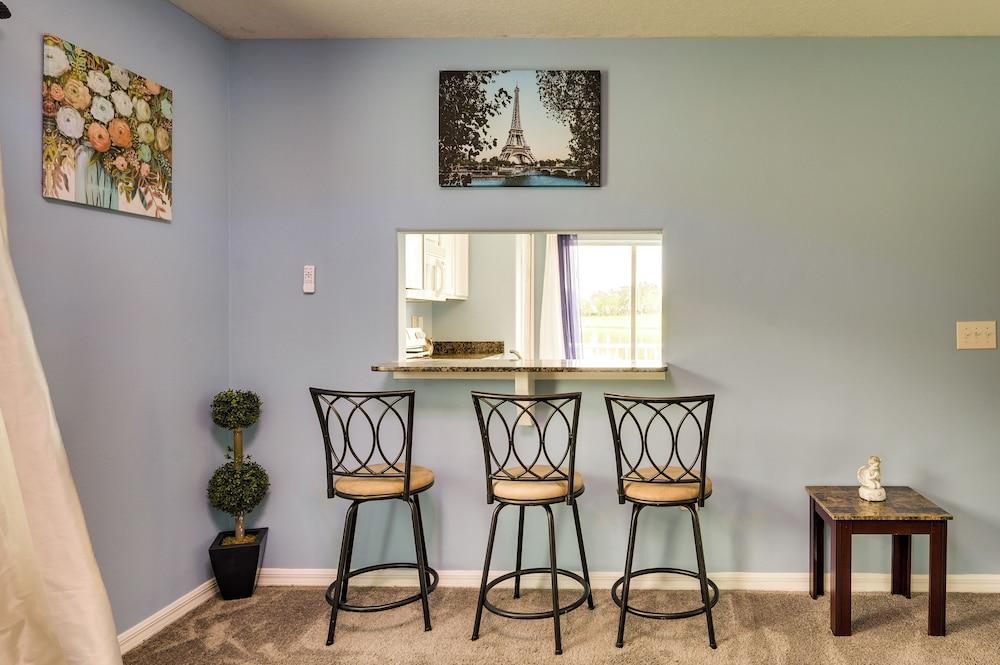 2 Mi to Epperson Lagoon: Home w/ Private Yard