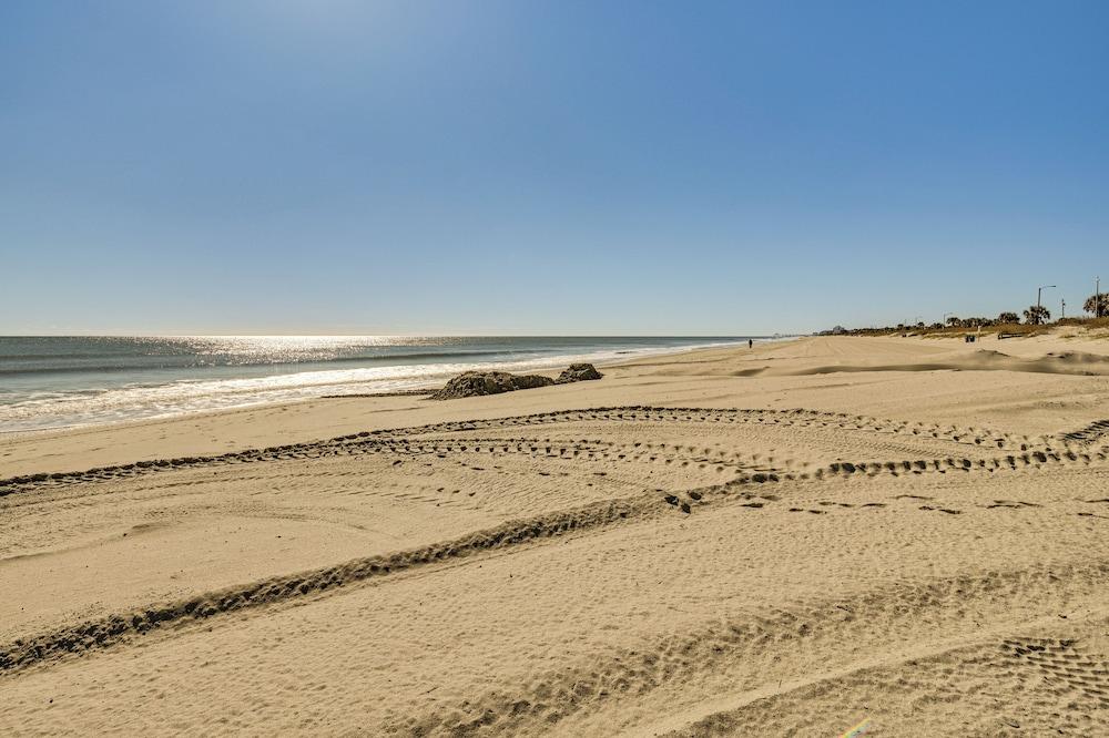 On-site Ocean Access: Myrtle Beach Resort Condo!