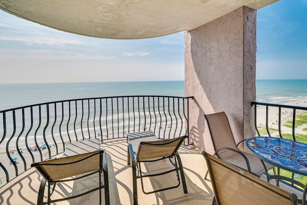 Central Myrtle Beach Condo w/ Ocean-view Balcony!