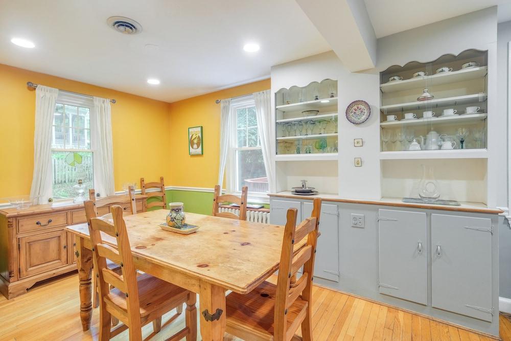 Silver Spring Rental: 8 Mi to Washington, DC!