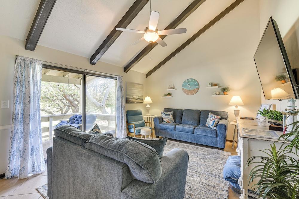 Miramar Beach Condo w/ Golf Course Views!