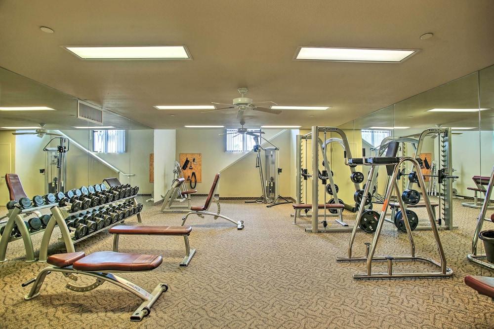 Pool Access: Newly Renovated Palm Desert Condo