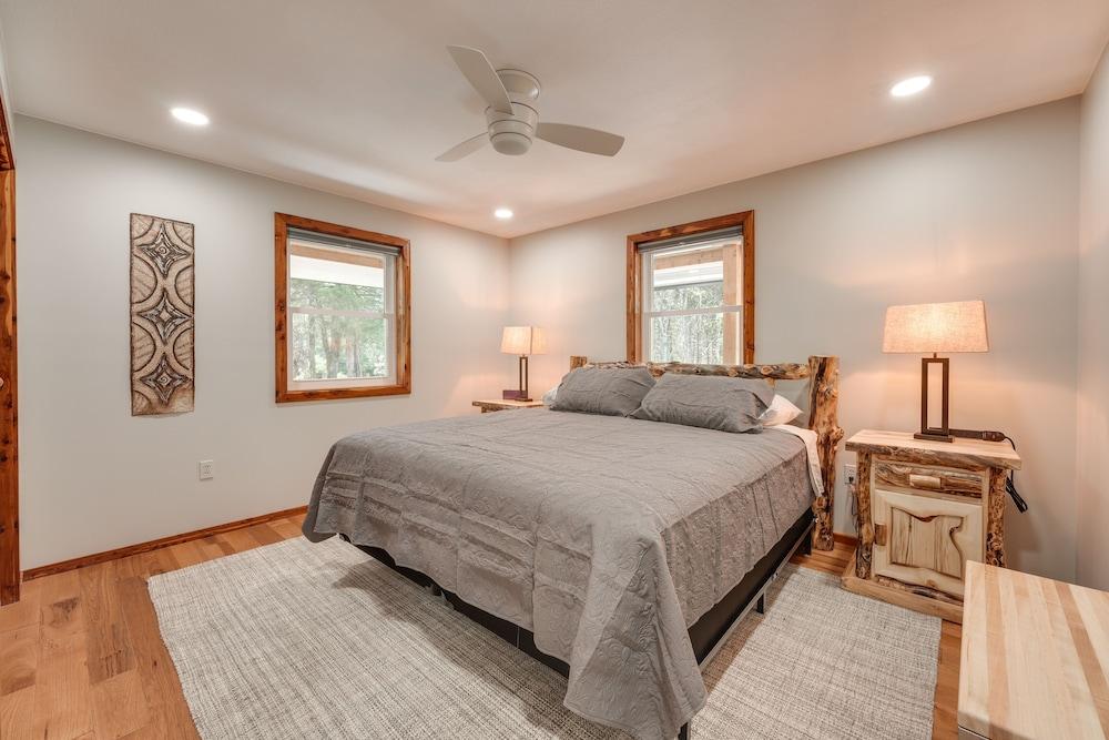 Table Rock Lake Vacation Rental With Swim Dock!