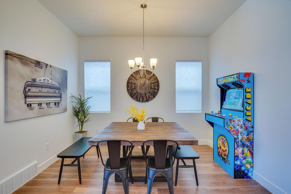 Pet-friendly Utah Abode - Fireplace, Patio & Grill