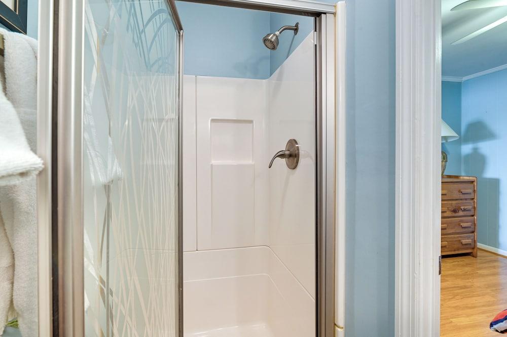 Coastal Murrells Inlet Condo With Balcony!