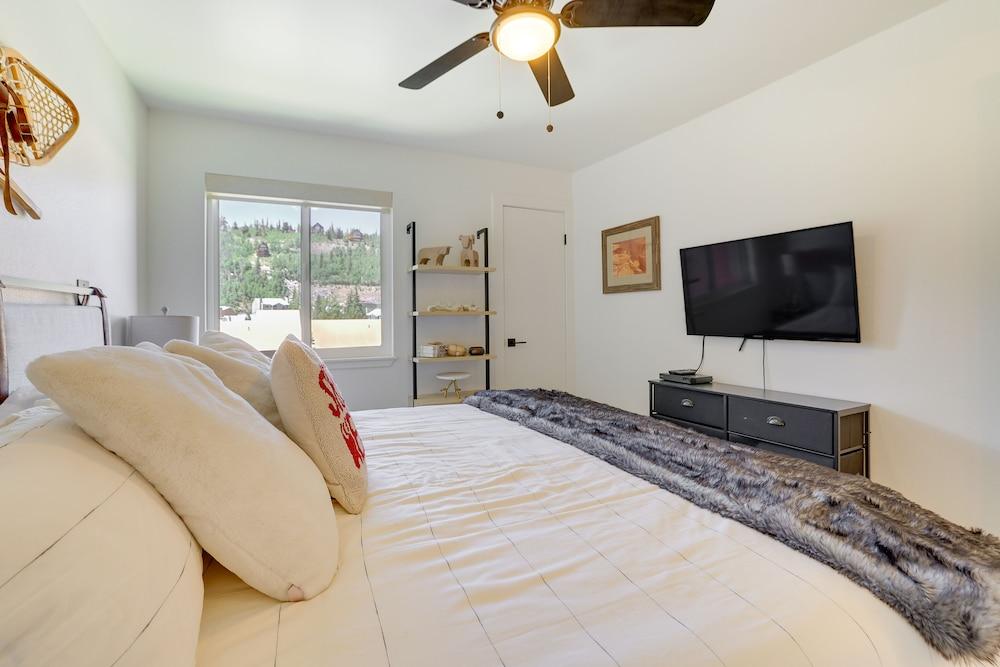 Brian Head Rental w/ Community Hot Tub & Sauna!