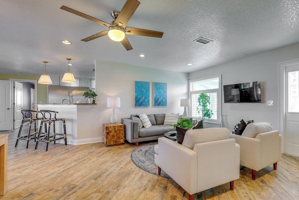 Luxury Apollo Beach Retreat w/ Private Pool & Dock