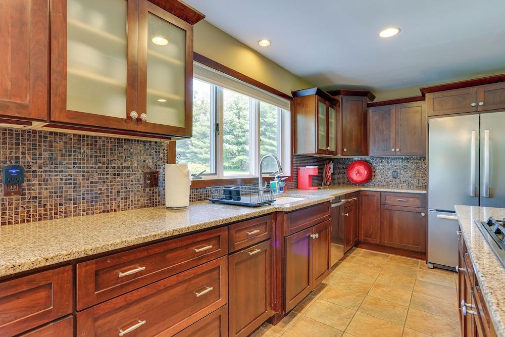 Warwick Vacation Rental w/ Private Yard & Fire Pit