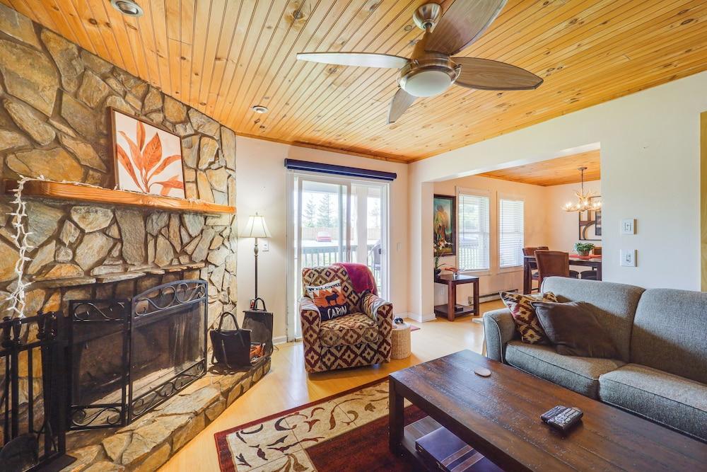 Hike, Bike & Fish: Condo w/ Deck in Beech Mountain