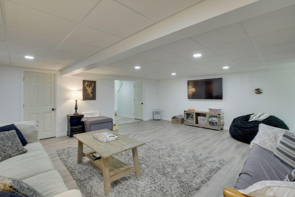 Spacious Cabin w/ Private Dock on Thompson Lake