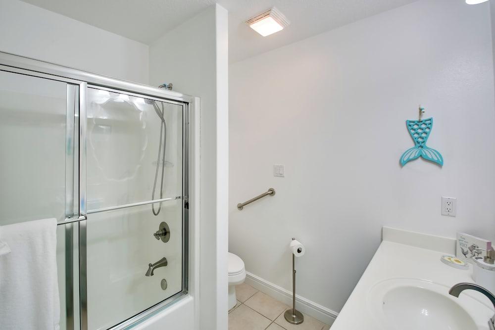 Lake Access: Pet-friendly Duplex in Hot Springs!