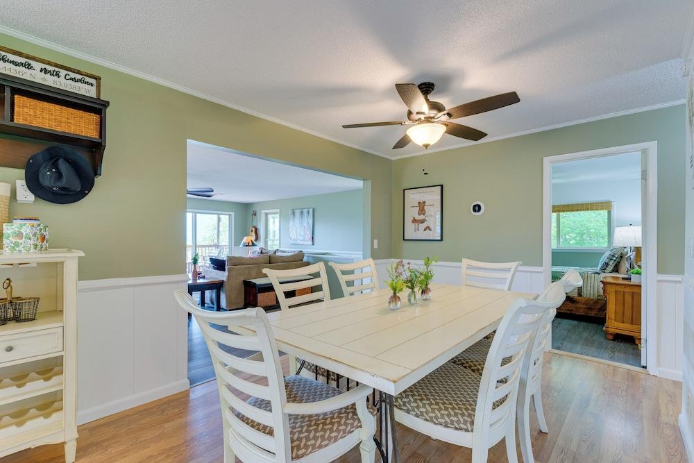 'skyview Retreat' Cabin w/ Mountain Views!