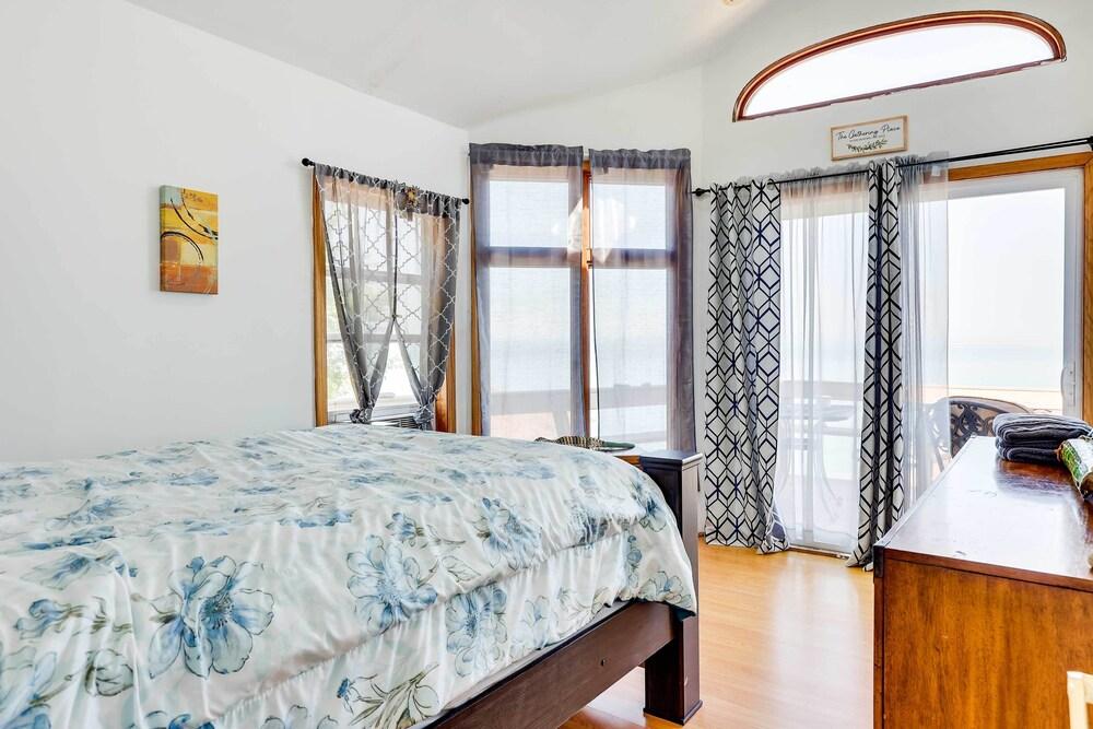 Lakefront Geneva Vacation Rental - Walk to Strip!