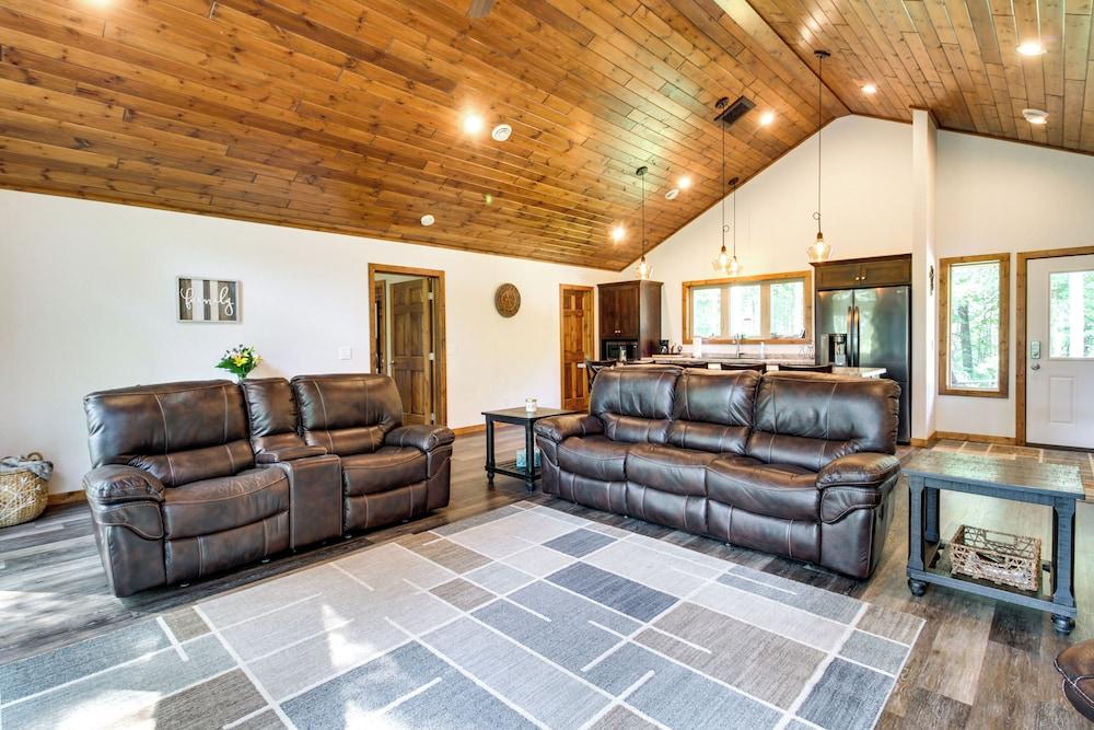 Merrifield Vacation Rental w/ Dock & River Access