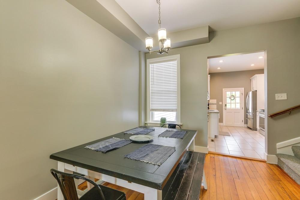 Cozy Maryland Abode - Gas Grill, Near Devils Den!