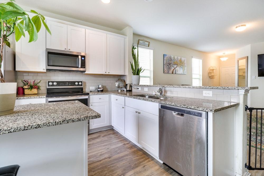 Jarrell Home w/ Playground + Pool Access!