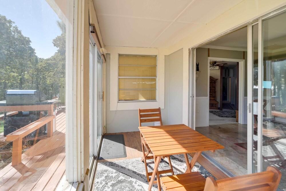 Waterfront Keystone Lake Gem: Private Dock, Kayaks