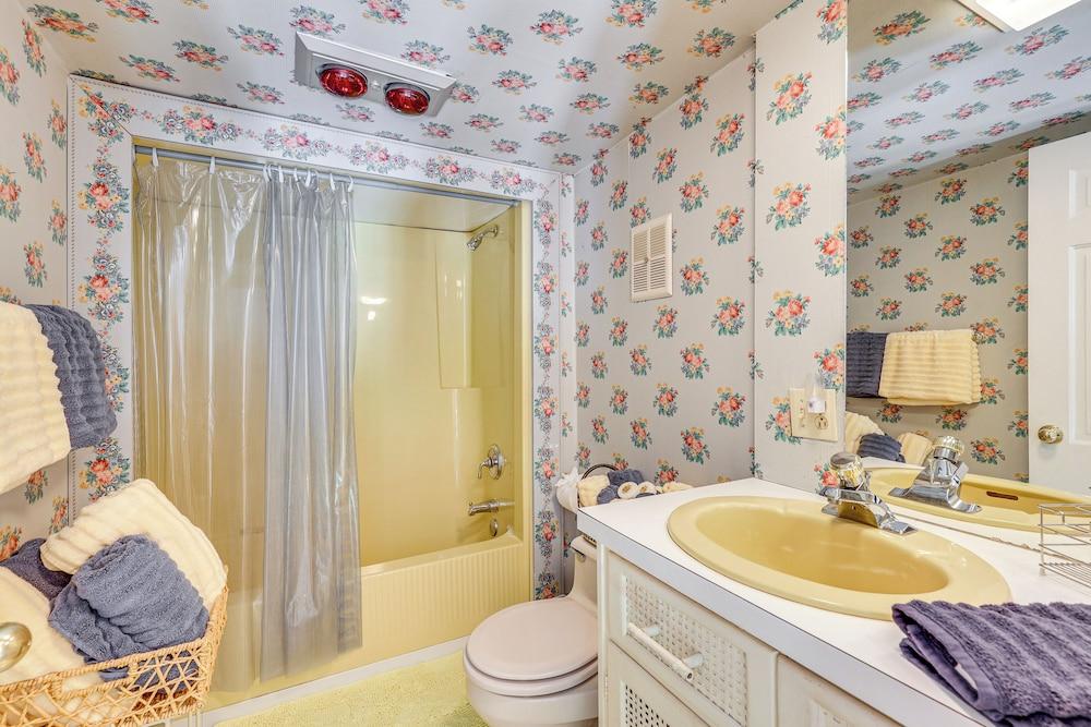 Spacious Dalton Vacation Rental w/ Deck & Yard!